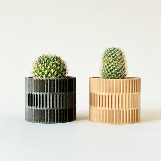 Set Of Two Small Planters For Succulents "Turbine