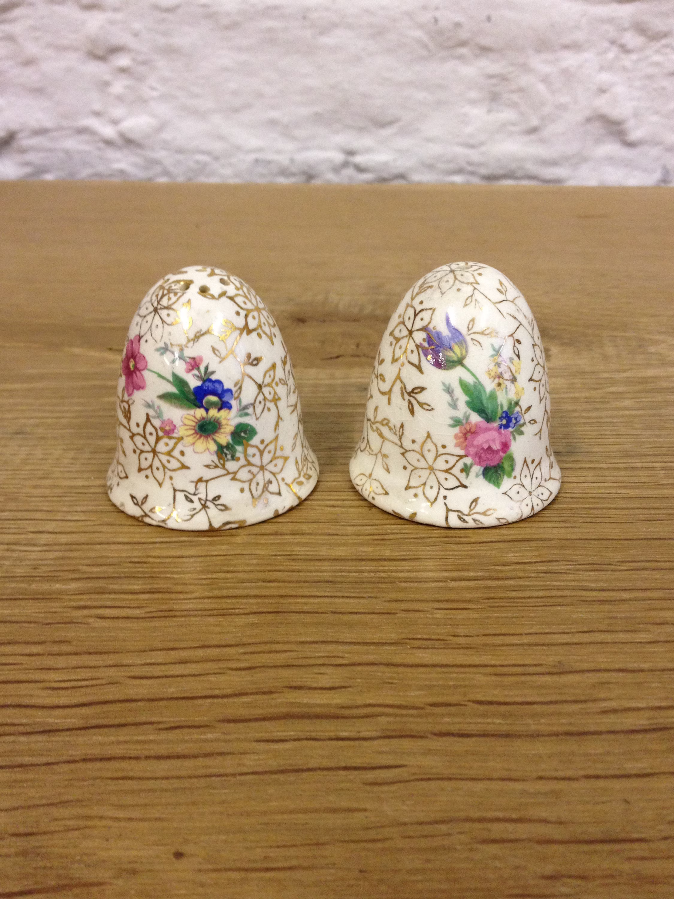 Vintage Gilt Chintz With Purple & Pink Flowers 1950's Bell Shaped Salt & Pepper Pots. Cruet Set, Lovely Condiment Set. in Good Condition