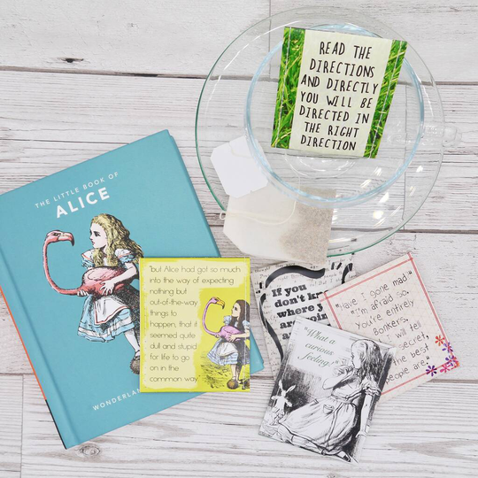 Alice In Wonderland Tea And Book Gift Set
