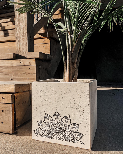 Large Mandala Planter