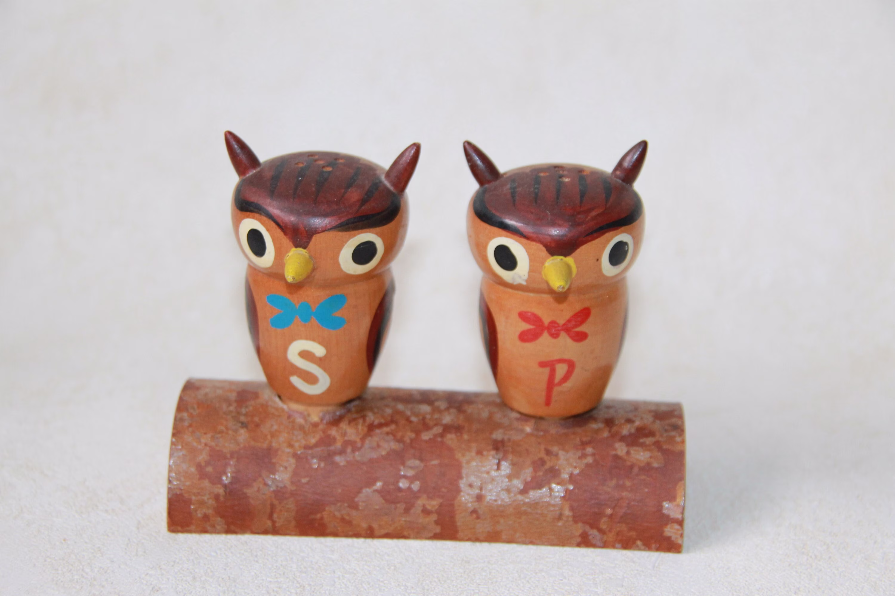 Wooden Owl Salt & Pepper Shakers - Wood Owls On Log Novelty And