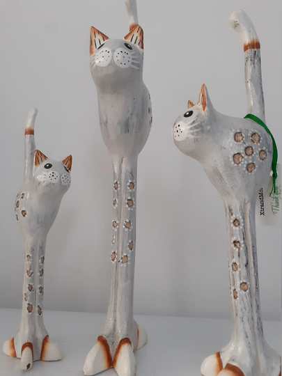 Handcrafted Wooden Set Of 3 Thin Cats