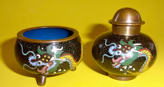 Cloisonne Salt Pepper Dish Shaker Yellow Dragon Brass Pair Antique Good Fortune Power Black Enamel Wire Cloud Stacking Floral Bottom Chinese