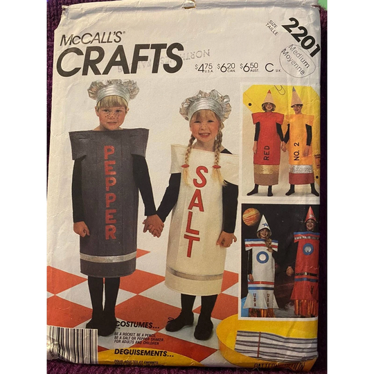 Mccalls 2201 Childs Pairs Salt & Peper Costume Sz M