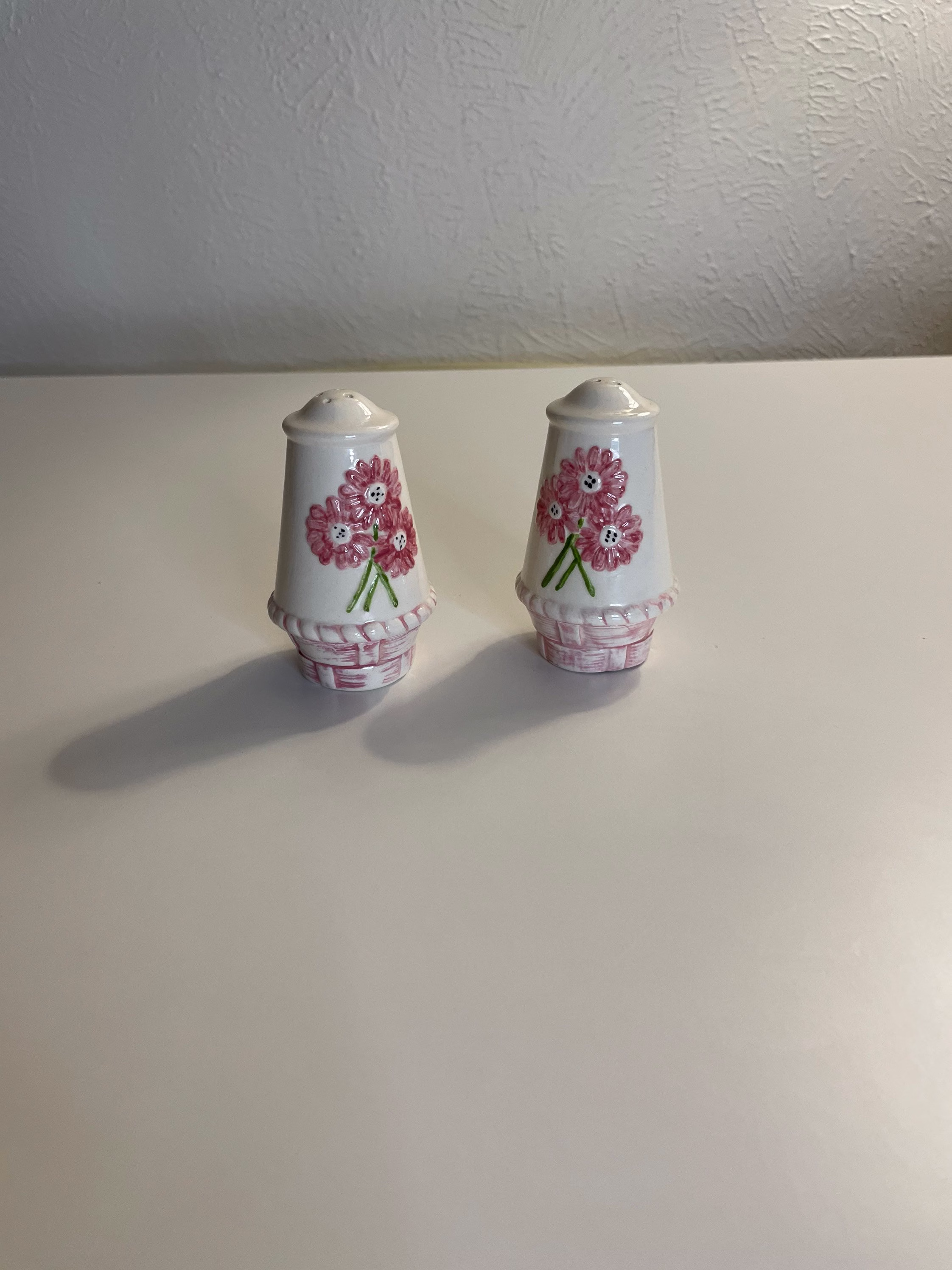 Vintage Pink Floral Bouquet Salt & Pepper Shakers