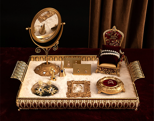 Gold Jewelry Organizer Trays, Display, Accessories Display, Jewelry Store Design, Display For Market Booths Ds1334