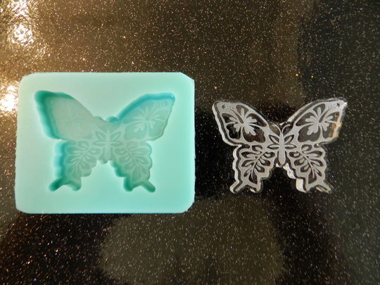 2" Etched Floral Butterfly Silicone Mold For Resin & Epoxy. Sized Use On Badge Reels. At Largest Dimension. 1/4