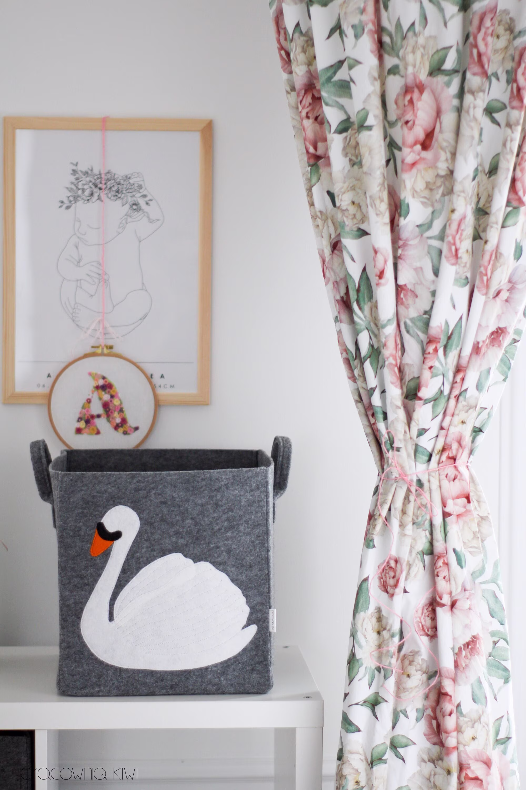Toy Storage With Swan Perfect As Kallax Toy Basket For Kids Room Organization, Nursery Or Swan Themed Decoration, Handmade Gift