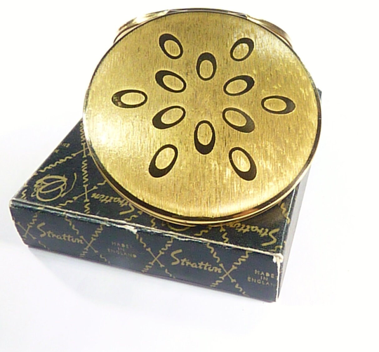 Vintage Powder Compact Maid Of Honor Handbag Mirror