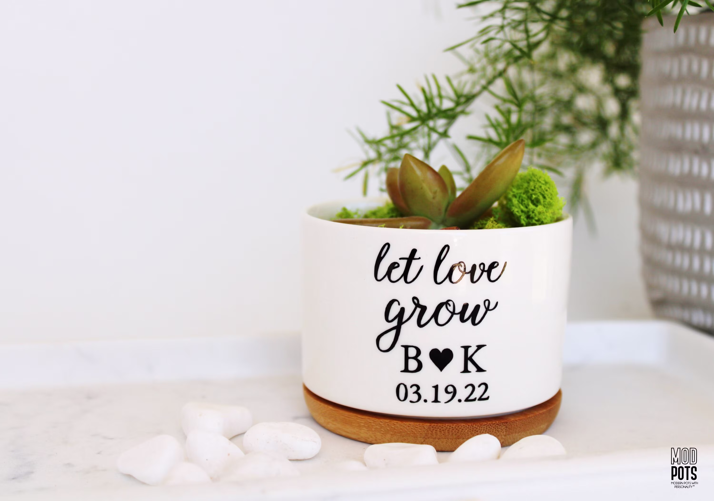 Let Love Grow, Couple Gift, Wedding Shower, Engagement Newly Engaged Couple, Personalized Small Plant Pot