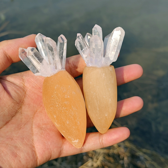 1Pc Natural Crystal Salt Ore Carrot Model, Quartz Carrot, Cluster, Crystal Heal, Crystal Sculpture, Crystal Energy, Hand Carving, Heal Gift