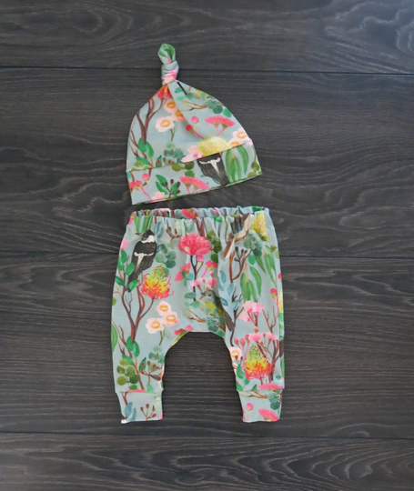 Baby Outfit/Organic Baby Clothes Australian Harem Pants Gift Set Aussie