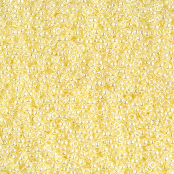 Seed Bead 15-514 Miyuki Beads 15/0 Light Lemon Ice Ceylon 10 Grams Diy