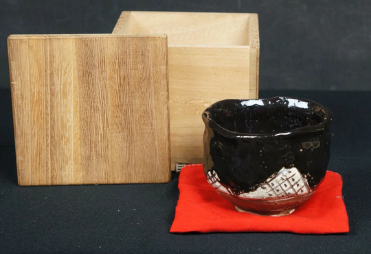 Japan Oribe-Chawan Ceramic Art 1900S Hand Craft Wood Kiln Tea Bowl