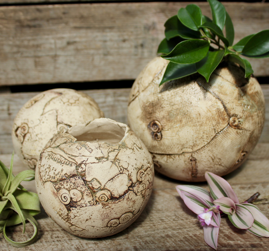 Stoneware Globe Planter