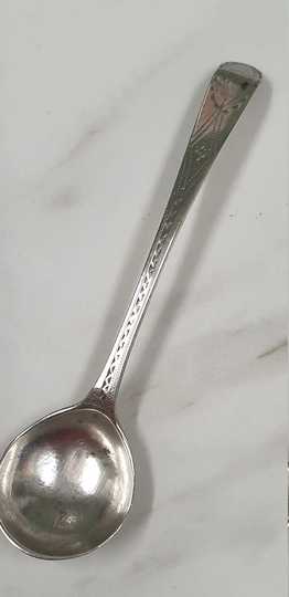 Antique Georgian English Sterling Silver 1800 Diamond Cut Handle Salt Spoon