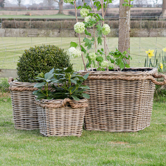 Square Lined Rattan Planter With Rope Handle