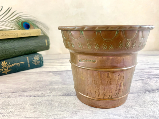 Small Vintage Copper Pot/Handmade Metal Planter Arts & Crafts Style