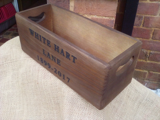 Lovely Rustic Wooden Storage Box With White Hart Lane 1899-2017 Makes A Great Christmas /Birthday Gift For Spurs Football Fans