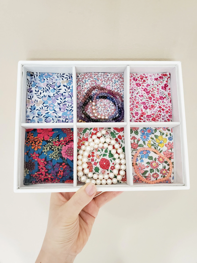 Jewelry Organizer/6 Grids Liberty Patchwork High-Capacity Gift For Mom