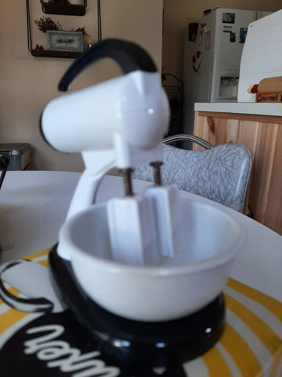 Vintage Salt & Pepper Mixer
