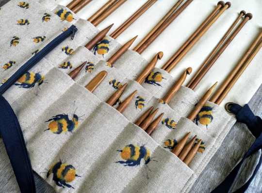 straight Needle Organizer Bee Interchangeable Roll Knitting Crochet Navy Blue Beige Natural Linen Handmade Gift