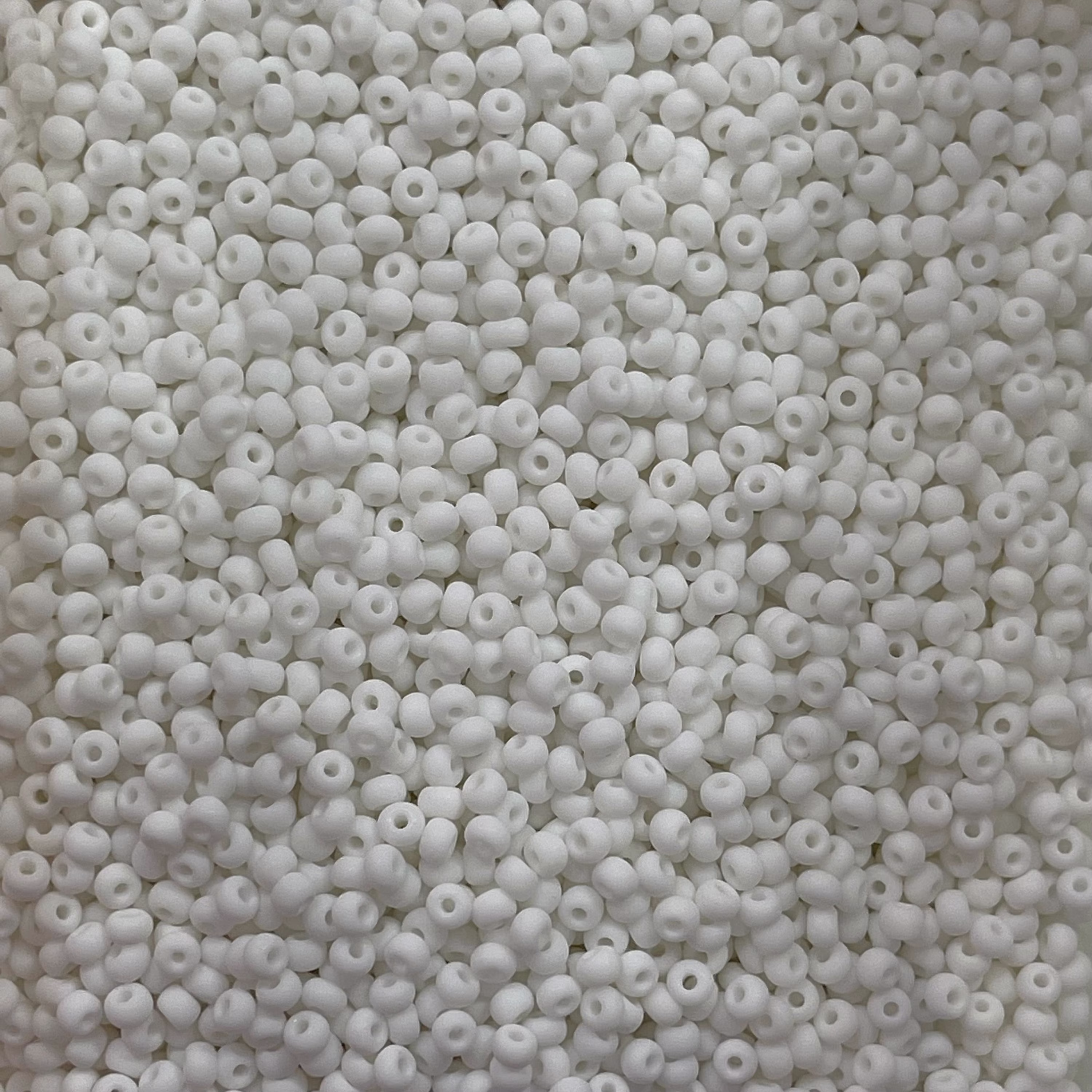 Asmara Seed Beads Size 6/0, Pastel Macaron White Beads, 100 Gr Pack-Aa-60-13