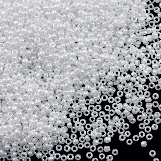Miyuki Seed Beads 6/0 White Pearl Ceylon, 0420