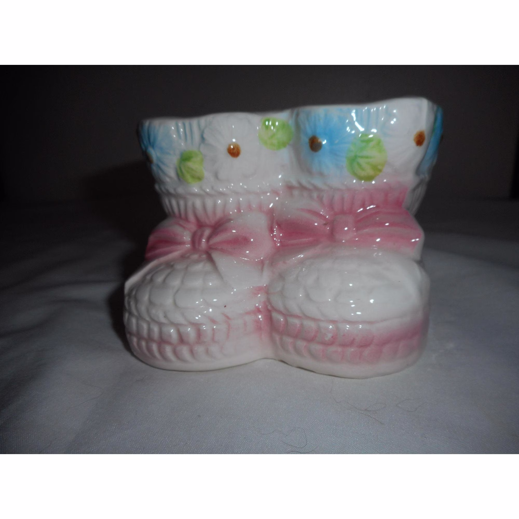 Vintage Nancy Pew Pink Baby Bootie Shoes Ceramic Planter Japan Nursery Decor