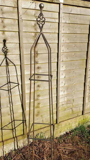 Garden Obelisk Tower With Twist Top - Planters Trellis Plant Stakes Support Metal Clematis Supports Rose