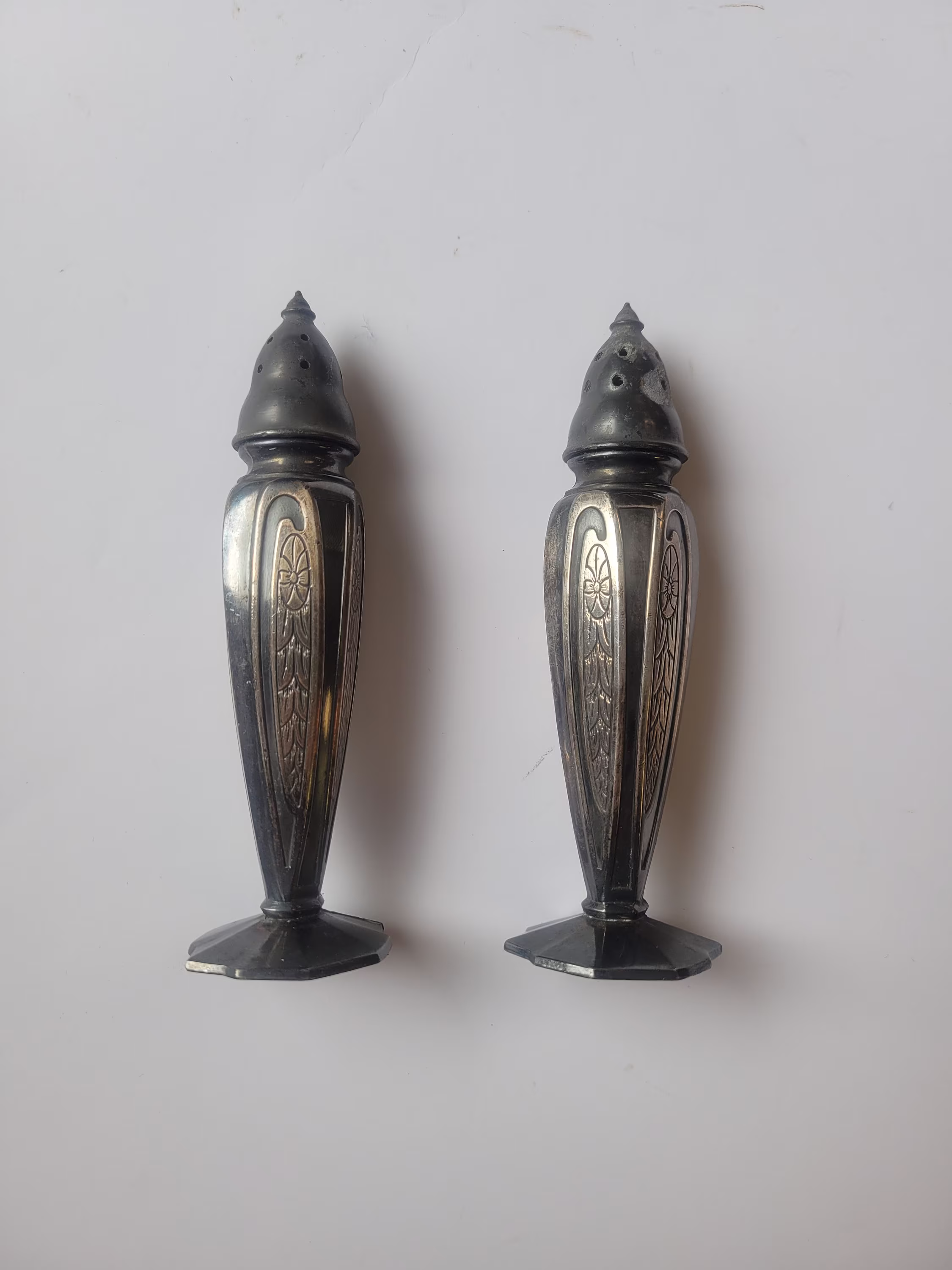Antique 1940S Astor's Shaker Set By Poole