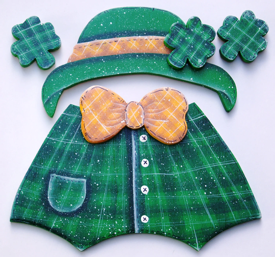 st Patricks Day - Wooden "Seasonal Bear N Friends