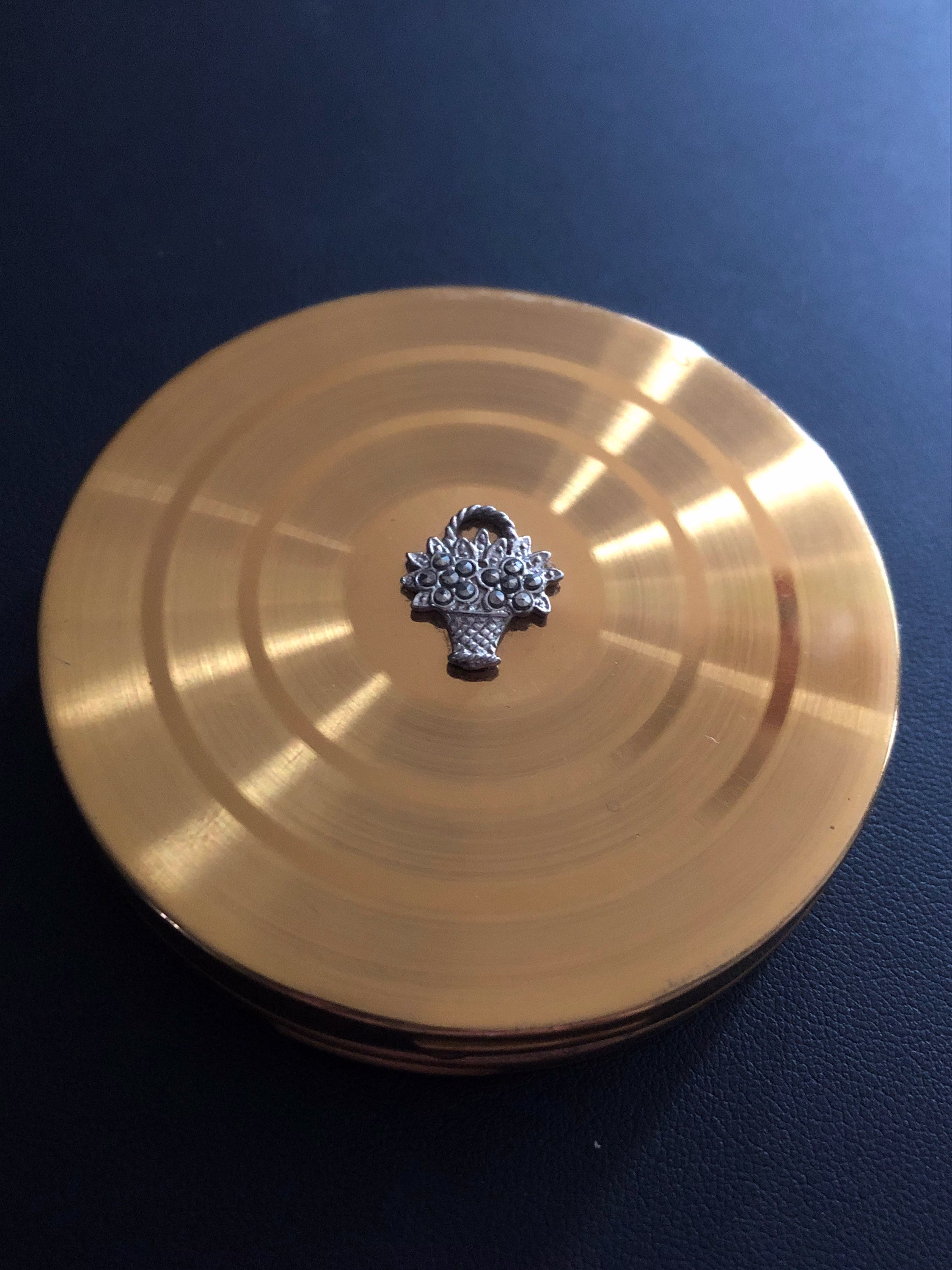 Signed Margaret Rose England Gold Tone Powder Compact Marcasite Basket Of Flowers Emblem Vintage Retro Gatsby 1920S 1950S