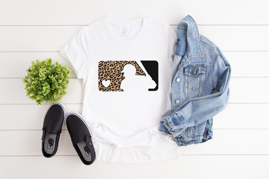 Women's Graphic Tees/Leopard Baseball Tee Trendy Shirt Season Mom