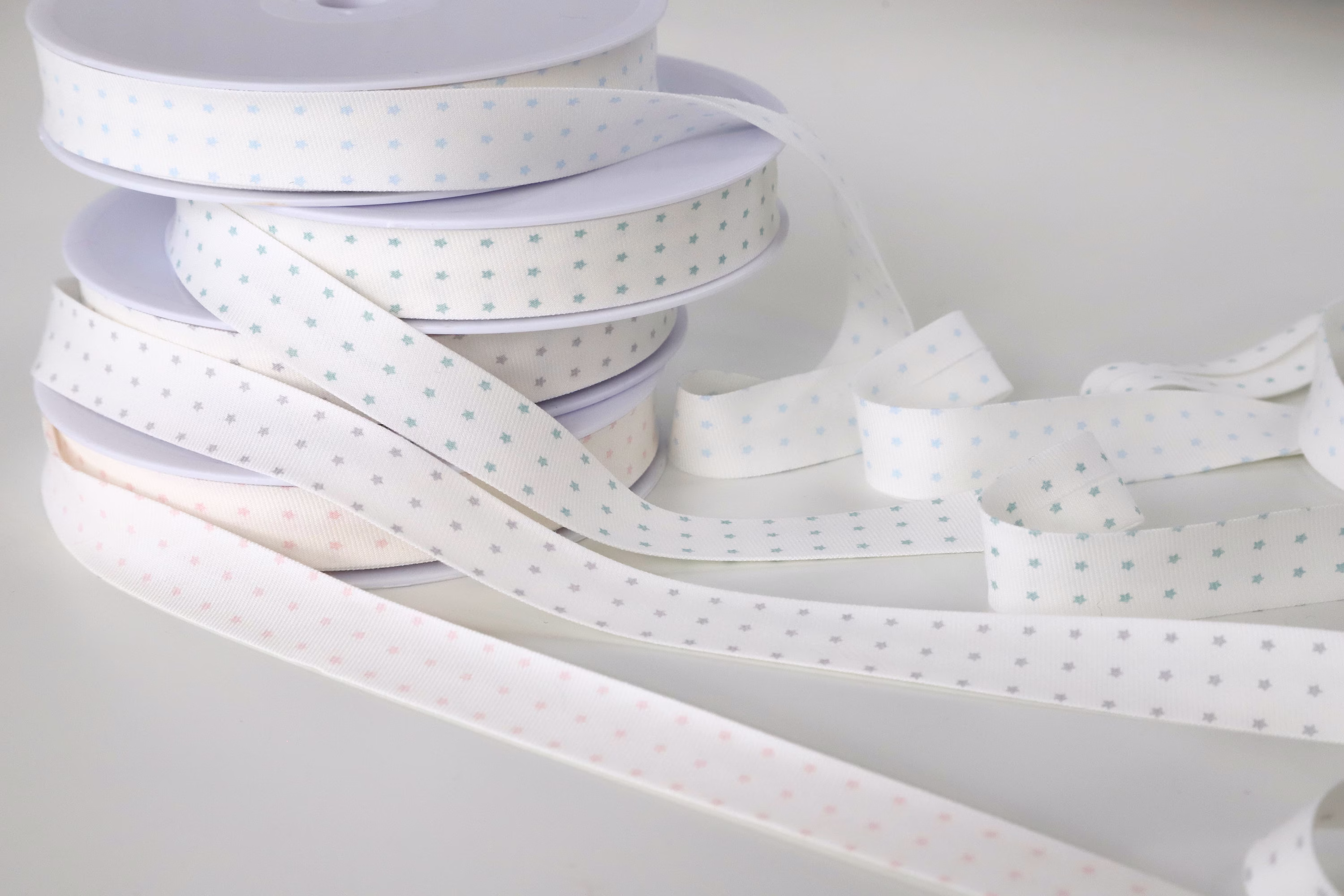 Organic Cotton Bias Binding - Tiny Star Print 20mm Wide