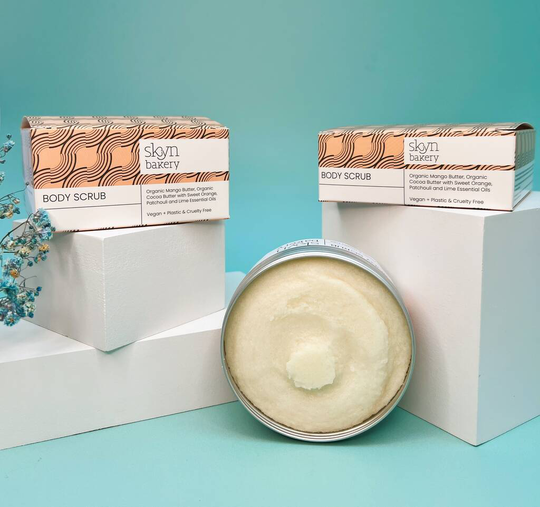 Rich Body Scrub With Sea Salt And Essential Oils