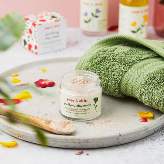 Purifying Clay And Superfoods Face Mask