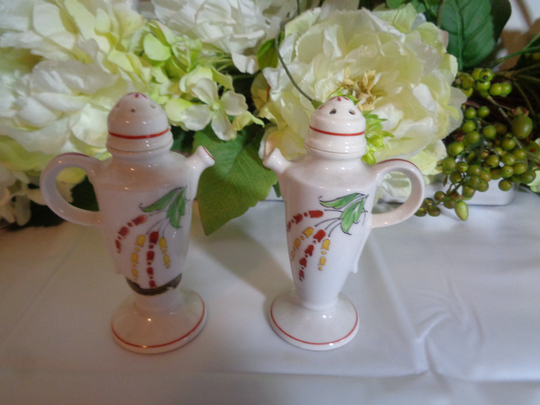 Made in Japan Porcelain Hand Painted Salt & Pepper Shakers House Warming Gift Souvenir From Ss Grandview Point Pa