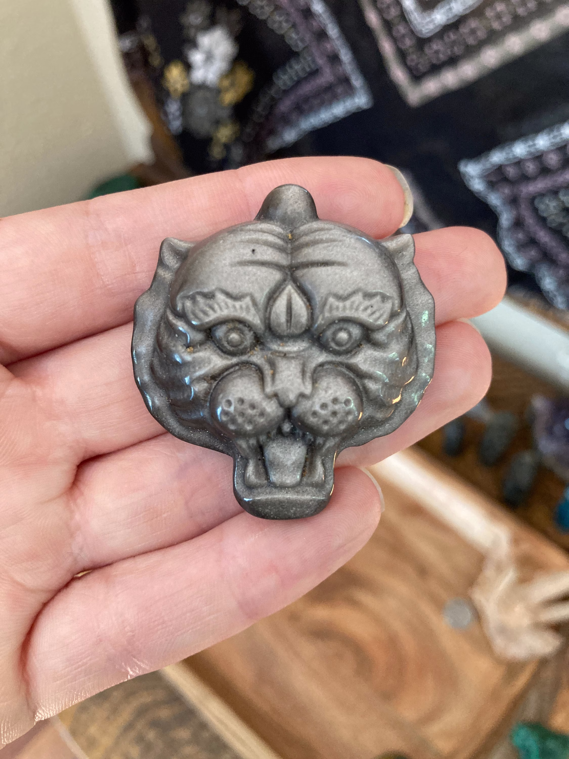 Silver Sheen Obsidian Tiger's Head