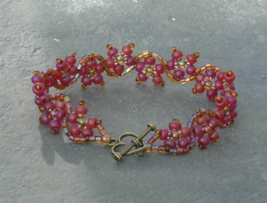 Red Quince Blossom Bracelet, Seed Bead in Frosted Ruby, Gold Lustered & Cut Topaz Czech Seed Beads, UK Seller