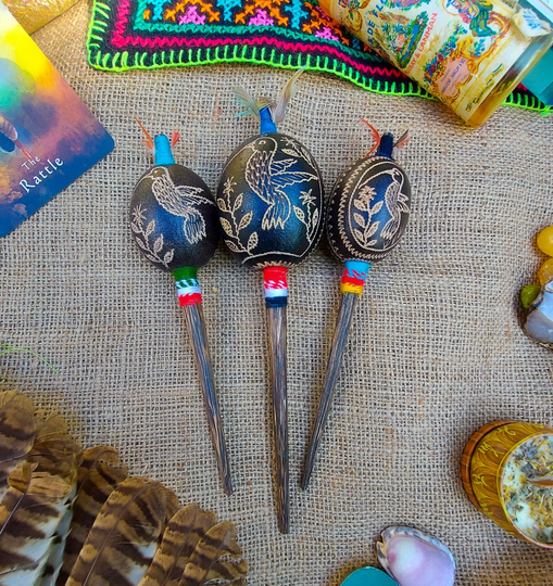Hummingbird Hand-Carved Gourd Rattle | Shamanic Shipibo Maraca Healing Medicine Small