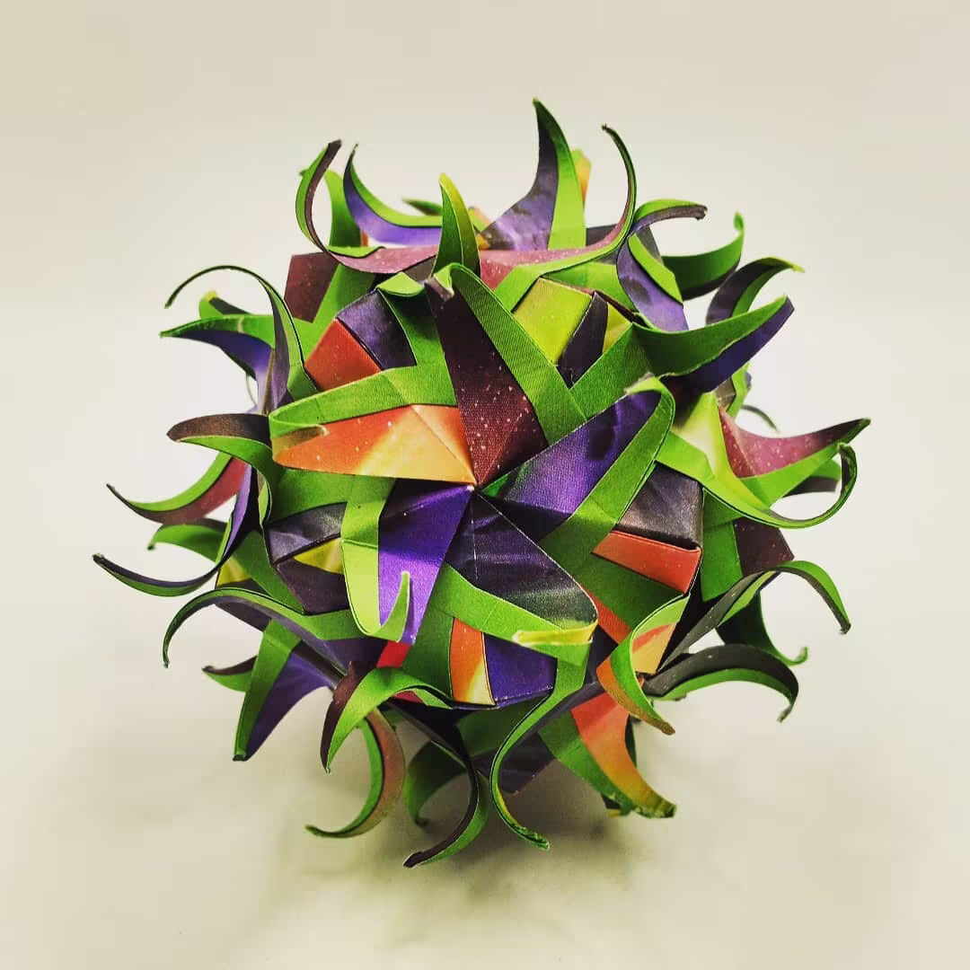 Neptune Kusudama, Origami Ball, Modular Origami, Paper Desktop Art, Art
