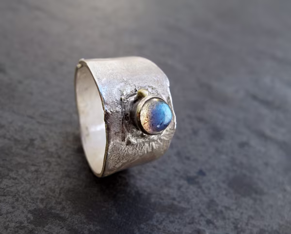 Kinds Of Blue - Organic Silver Ring With Moon Labradorite & Gold Granule