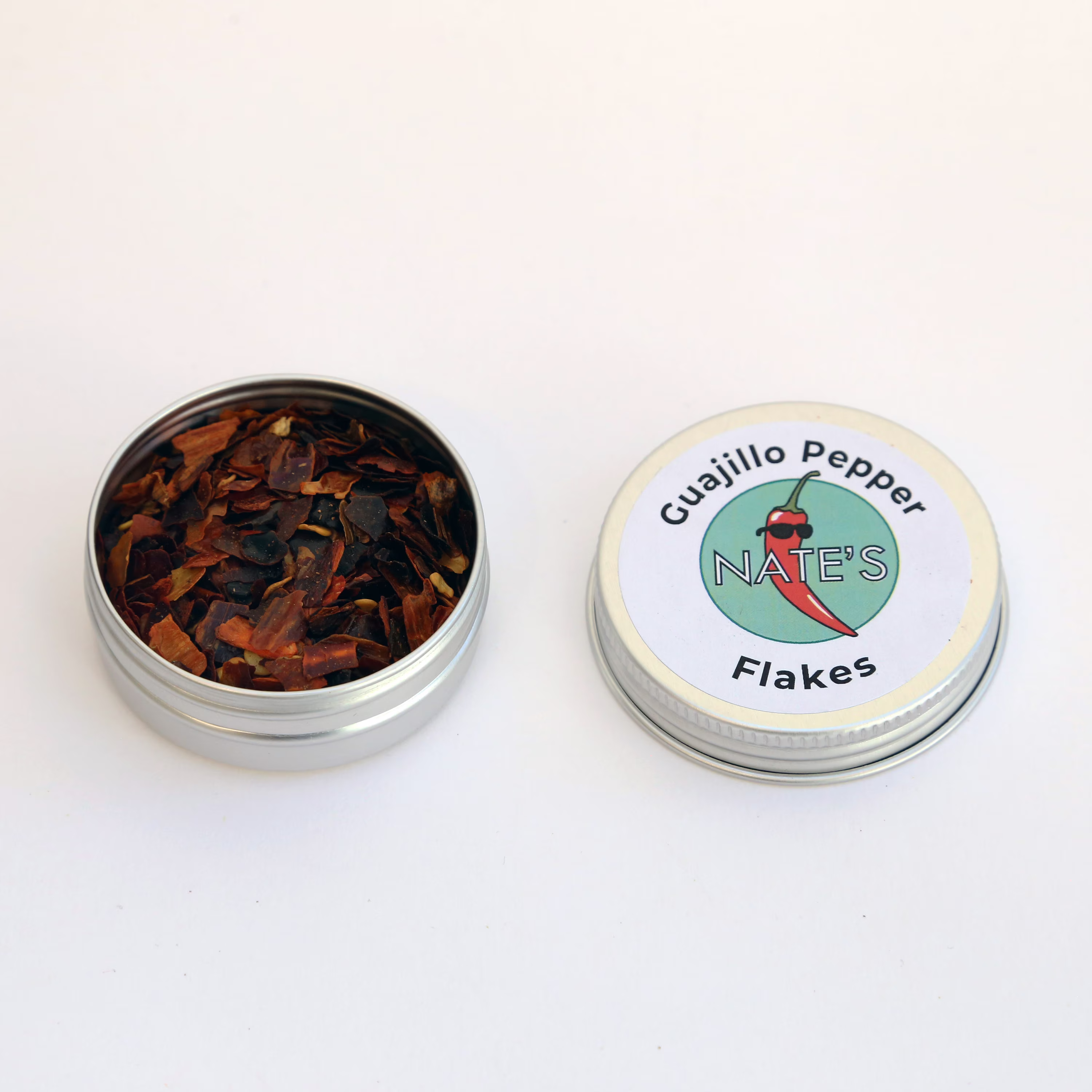 Guajillo Pepper Flakes - 10G in A Cute Tin