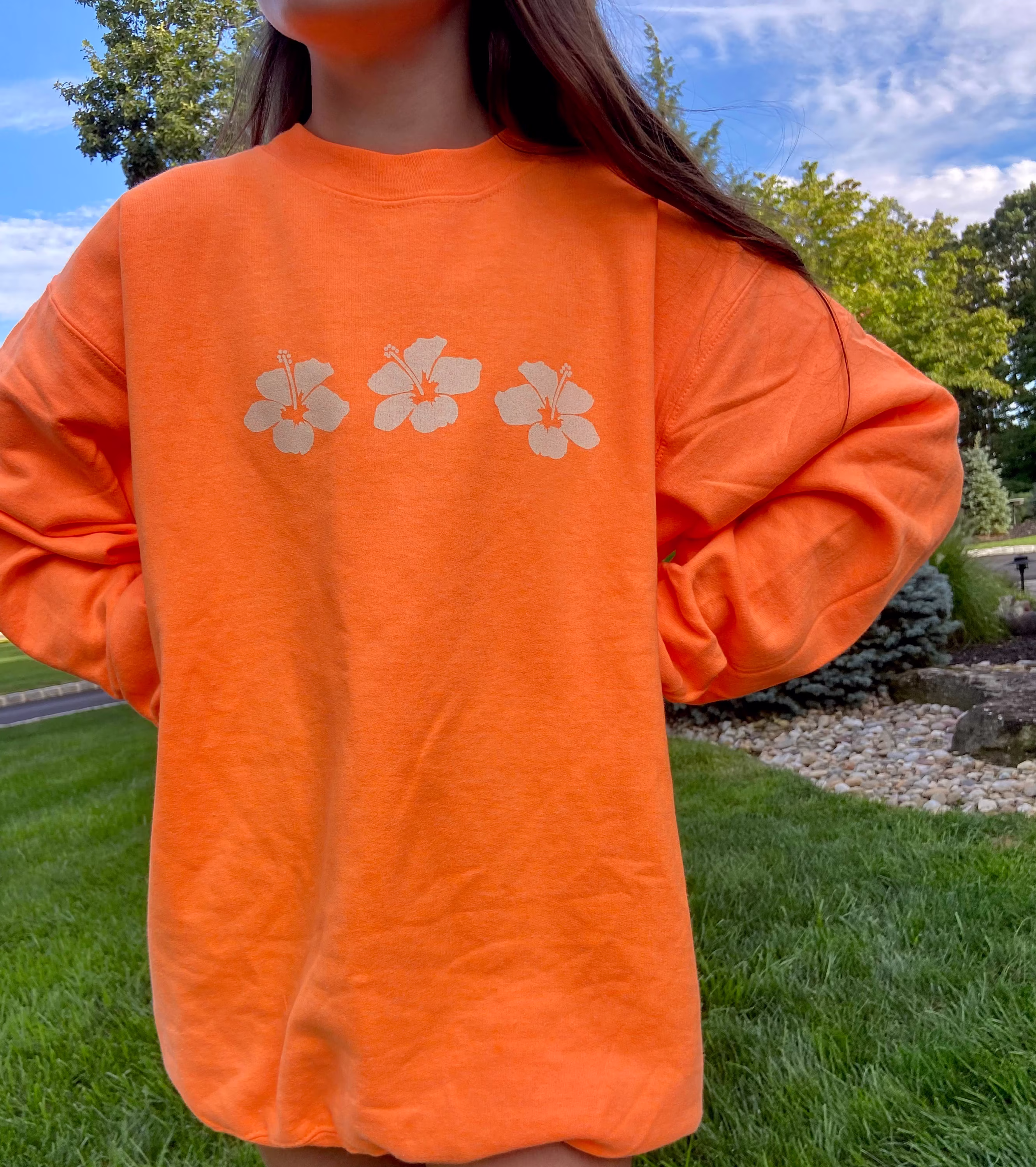 Hibiscus Crewneck Sweatshirt, Summer Crewneck, Beachy Preppy Oversized Trendy Flower Sweatshirt