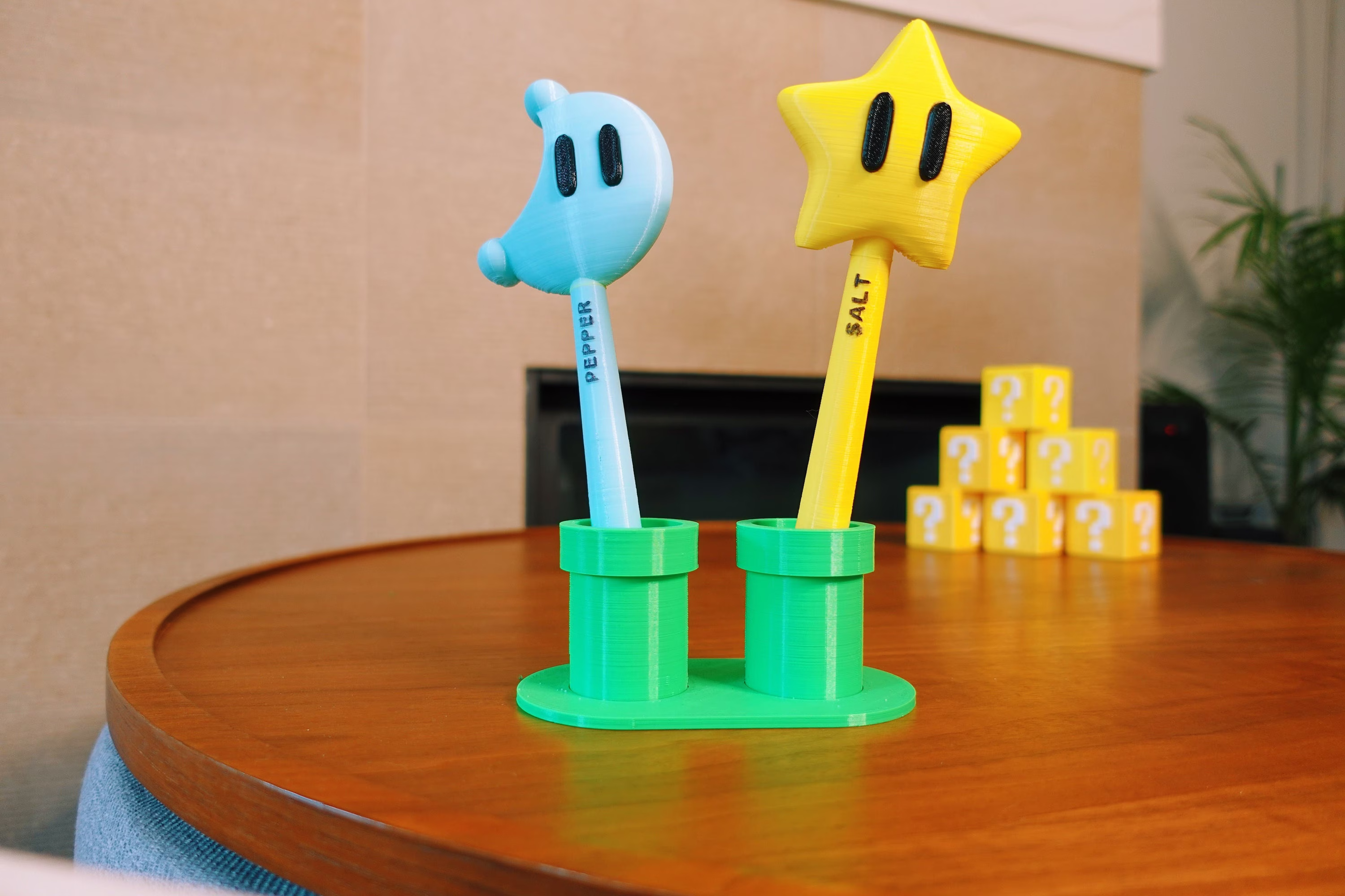 Power Star Wand Salt & Pepper Shakers Inspired By Super Mario | 3D Printed Deci3D