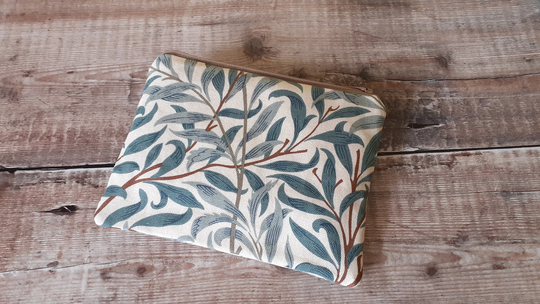 Green William Morris Willow Bough Makeup Bag, Small Zip Green Make Up Arts & Craft Leaf Pattern Gift For Mum