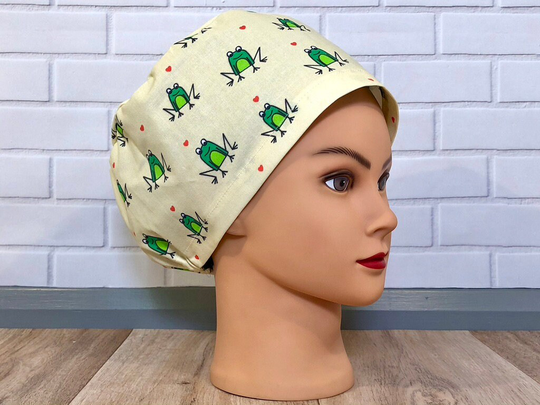 Frogs in Love Scrub Cap
