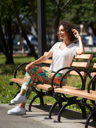 Eco-Friendly 100% Organic Cotton V-Neck T-Shirt For Woman | Cropped Boxy Fit