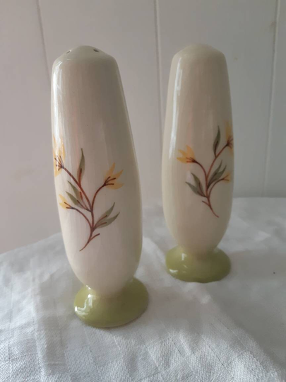 Vintage 1960S Salt & Pepper Shakers